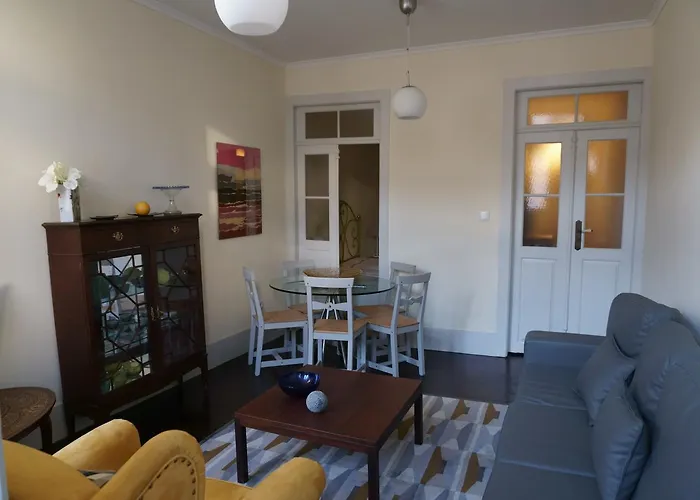 Baixa Apartamento